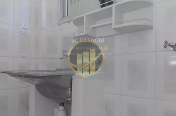 Ótimo Apto com 98 m2 1 sala2 quartos1 vaga de garagem, Banheiro, Academia e IPTU isento!!!