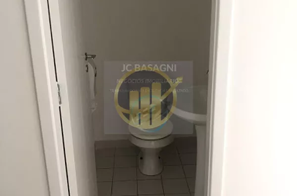 Conjuntos comerciais prontos para utilização divida e 4 salas com 2 banheiros e copa. 2 Vagas em condomínio com toda infraestrutura de segurança. Av. Nove de julho, 4939. Agende sua visita!!! Whatsapp. 94197-8592.