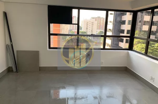 Ótimo conjunto para locação em prédio 24hs, com auditório para 40 pessoas, catraca eletrônica, 3 elevadores e acesso de deficiente .
Atrás do shopping Santa Cruz, próximo ao metrô Santa Cruz linha lilas e azul, bancos, restaurantes e correios nas proximid