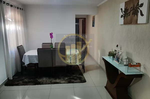 Belo Sobrado a Venda com 3 dormitórios sendo 1 suite com closet  – R$ 800.000,00 no Jd. Guarapiranga!!!