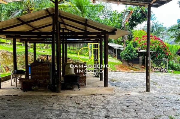 Sítio para venda, 4 quarto(s),  Petrópolis, Timóteo