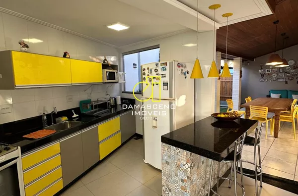 Casa para venda, 4 quarto(s),  Cariru, Ipatinga