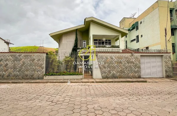 Casa para venda, 5 quarto(s),  Centro, Coronel Fabriciano