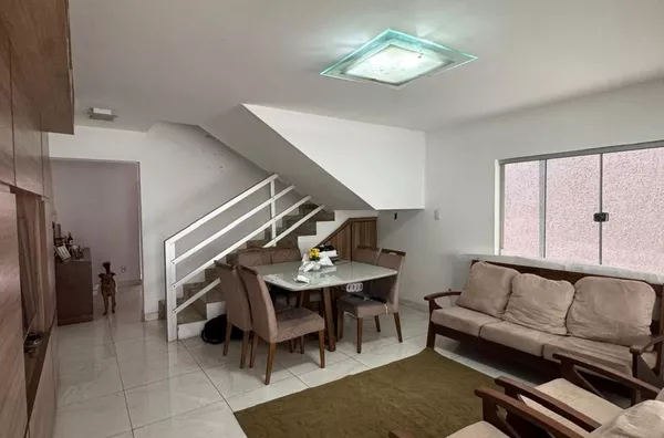 Casa para ,3 quarto(s),  Santa Helena, Coronel Fabriciano