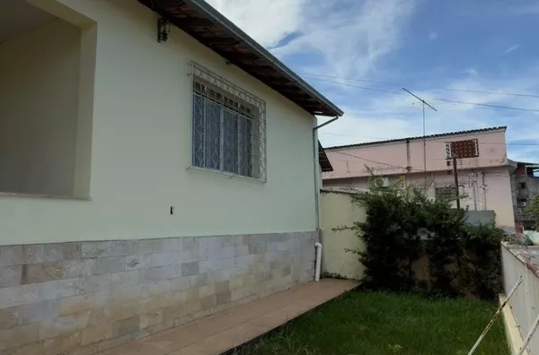 Casa para venda, 3 quarto(s),  Centro, Coronel Fabriciano