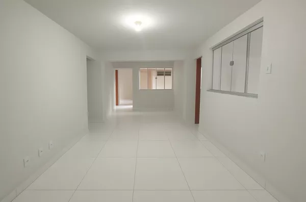 Casa para aluguel, 4 quarto(s),  Melo Viana, Coronel Fabriciano