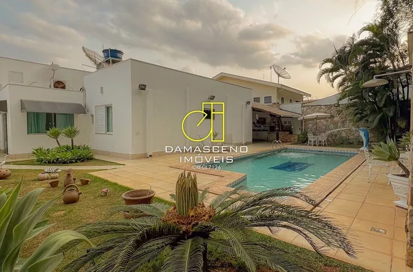 Casa para venda, 5 quarto(s),  Serenata, Timóteo