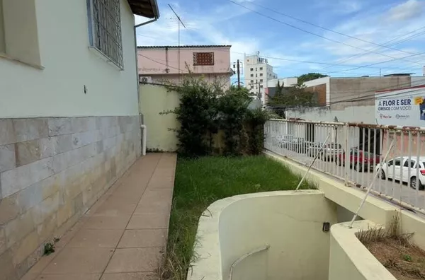 Casa para venda, 3 quarto(s),  Centro, Coronel Fabriciano