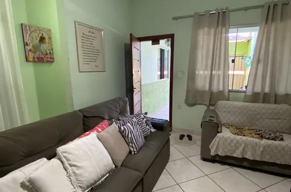 Casa com apartamento em cima - Bairro Silvio Pereira 1
