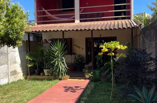 Ótima casa,  com muito espaço, ideal para sua família!