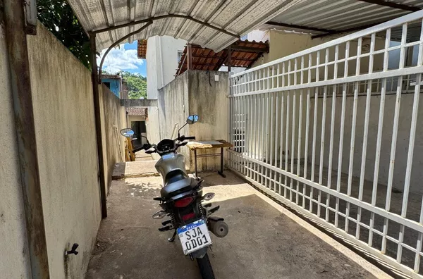 Casa geminada para venda, 1 quarto(s),  Limoeiro, Timóteo