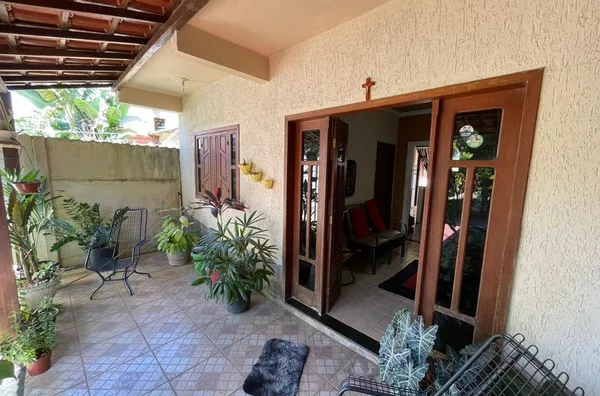 Ótima casa,  com muito espaço, ideal para sua família!