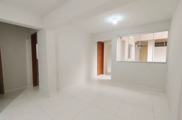 Casa para aluguel, 4 quarto(s),  Melo Viana, Coronel Fabriciano