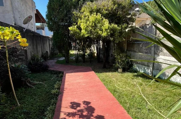 Ótima casa,  com muito espaço, ideal para sua família!