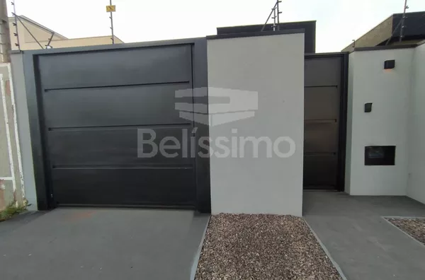 Casa para venda 2 quarto(s) sendo 1 suíte, sala, cozinha  banheiro social, lavanderia coberta e garagem para 1 carro.