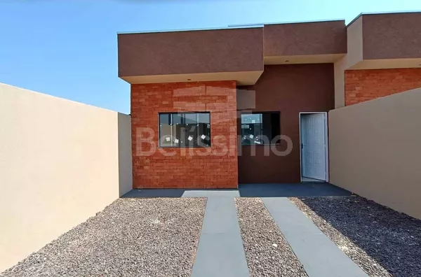 Casa com excelente localização. Casa de 2 quartos,  01(uma) sala de TV, 01 (uma) cozinha, (01) banheiro, 01 (uma) área de serviço coberta e garagem para 1 carro.