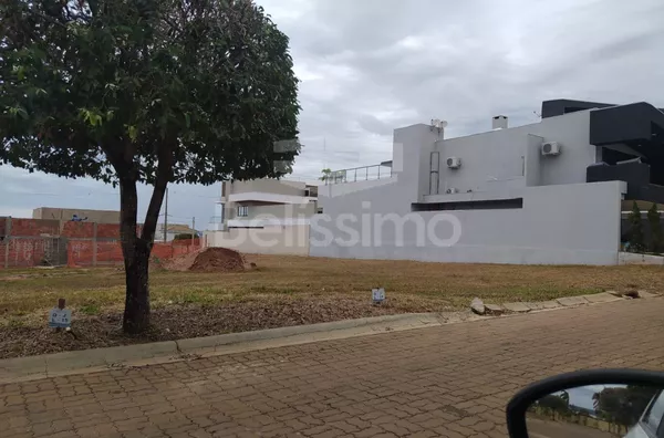 02 (dois) Terrenos no Condomínio Village do Lago, cada um 180 mil, medindo 12x30  totalizando 360m².