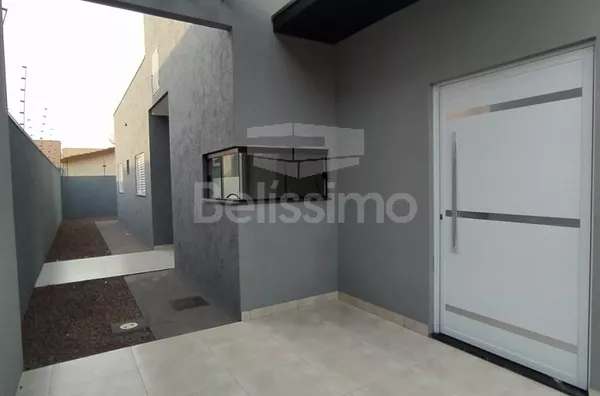 Casa para venda 2 quarto(s) sendo 1 suíte, sala, cozinha  banheiro social, lavanderia coberta e garagem para 1 carro.