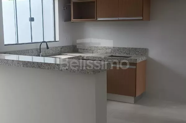 Linda casa no Bairro Jardim Progresso, com boa localização! 