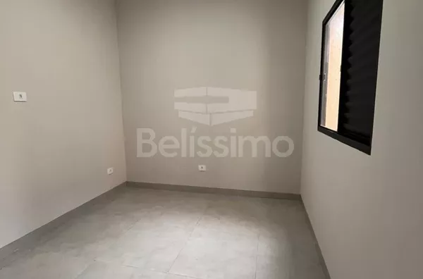 Casa bairro Bela Vista da Lagoa, bem localizada. Casa contendo, 2 (Dois) Quartos, sendo 1 (Uma) suíte, 2 (Dois) Banheiros, Sala de TV, Cozinha, Lavanderia e garagem para dois carros.