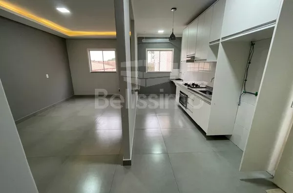 Casa com excelente localização no Quinta da Lagoa. Casa Contendo: 02 (dois) Quartos, 01 (uma) Sala de TV, 01 (uma) Cozinha, 01 (um) Banheiro, 01 (uma) Área de serviço coberta e Garagem.