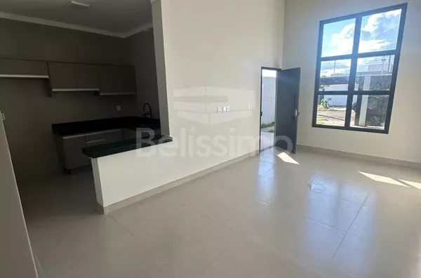 Casa para venda, 3 quarto(s),  sendo 1 suíte, sala, cozinha lavanderia coberta e garagem para 2 carros.