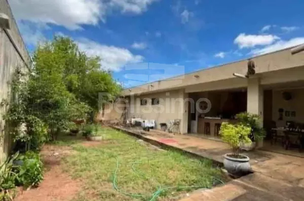 Casa com 5 quartos a venda Jardim Novo Aeroporto, Três Lagoas