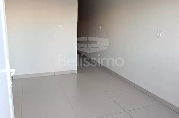 Ótima oportunidade no bairro Bela Vista. Casa de 02 (Dois) Quartos, 01(um) Banheiro, 01(uma) Sala,01 (uma) Cozinha, 01 (uma) Área de serviço coberta, Garagem para 2 carros.