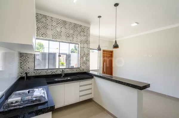 Casa para venda 3 quarto(s) sendo 1 suíte, sala, linda cozinha planejada, banheiro social, lavanderia coberta e espaço para ampliação área churrasco.