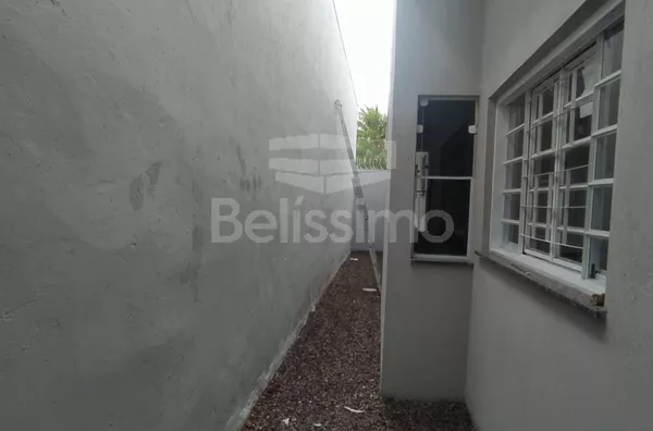 Casa para venda, 2 quarto(s), sendo 1 suíte, sala, cozinha,  garagem e lavanderia coberta. 