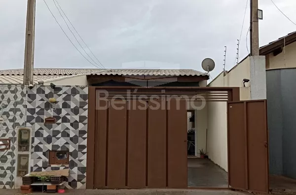 Casa para venda 3 quarto(s), sendo 1 suíte, sala, cozinha, banheiro social, lavanderia coberta, piscina e área gourmet 