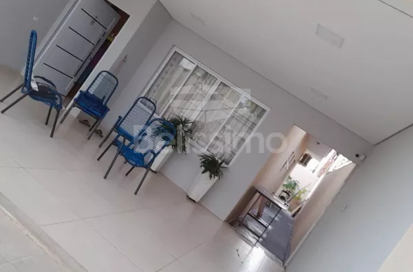 Casa para venda, 3 quarto(s),  sendo 1 suíte, sala, cozinha lavanderia coberta e garagem para 2 carros.