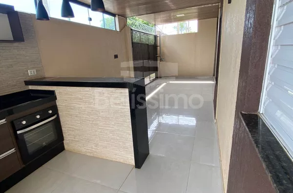 Casa bem localizada no Jardim das Oliveiras 