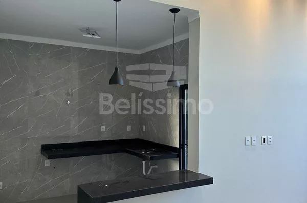 Casa para venda, 3 quarto(s),  sendo 1 suíte, sala, cozinha lavanderia coberta e garagem para 2 carros.