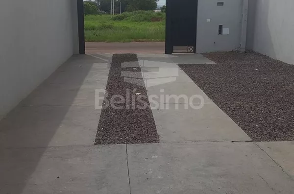 Casa á venda no bairro Bela Vista da Lagoa. contendo 02(dois) quartos, sendo uma suíte, 01(uma) sala de estar, 01(um) hall, 01(um) banheiro social, 01(uma) cozinha, 01(uma) lavanderia coberta, garagem para 2 carros . Obs: Espaço para ampliação.  Área Cons