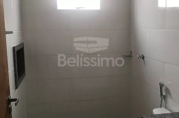 Casa para venda 3 quarto(s) sendo 1 suíte, sala com pé direito de 4mts, cozinha , banheiro social, lavanderia coberta e garagem 1 carro.