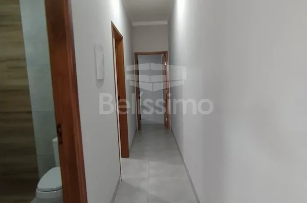 Casa para venda 2 quarto(s) sendo 1 suíte, sala, cozinha  banheiro social, lavanderia coberta e garagem para 1 carro.