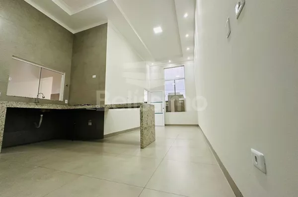 Ótima oportunidade no bairro Bela Vista da Lagoa. Casa de 3 quartos, sendo 1 suíte, 01(uma) sala, 01 (uma) cozinha, 01 (uma) área de serviço coberta e 02 (dois) banheiros e garagem para 2 carros.