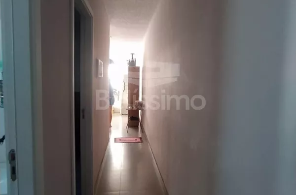 Linda casa no condomínio Eco Ville II. Casa contendo:  02 (Dois) quarto(s), sala, cozinha , 01 (Um) banheiro, lavanderia coberta e garagem coberta p/ 2 carros.