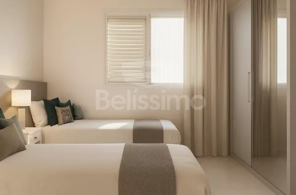  Casa com excelente localização 10 minutos do centro. Casa com 02 (dois) quartos, sendo 01 (um) suíte, 02 (dois) banheiros, 01 (uma) sala de estar, 01 (uma) cozinha, 01 (uma) lavanderia e com garagem