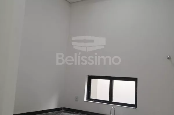 Ótima oportunidade no Loteamento Santa Helena. Casa de 3 quartos, sendo 1 suíte, 01(uma) sala, 01 (uma) cozinha, 01 (uma) área de serviço coberta e 02 (dois) banheiros e garagem