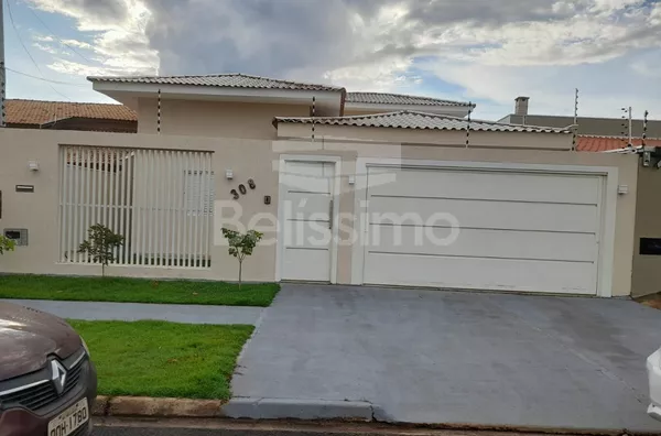 Casa para venda, 3 quarto(s),  sendo 1 suíte, sala, cozinha lavanderia coberta e garagem para 2 carros.