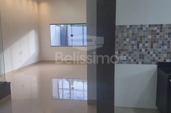 Casa excelente no Santa Rita com 2 quartos, 1 banheiro, 2 salas, área de serviço e área de lazer