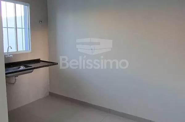 Ótima oportunidade no bairro Bela Vista. Casa de 02 (Dois) Quartos, 01(um) Banheiro, 01(uma) Sala,01 (uma) Cozinha, 01 (uma) Área de serviço coberta, Garagem para 2 carros.