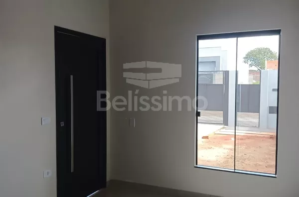 Casa com 03 (três) quartos, sendo 01 (uma) suíte com closet, 01 (uma) sala de estar, 01 (uma) cozinha, 01 (um) banheiro social, 01 (um) hall, 01 (uma) lavanderia e com garagem para 2 carro.