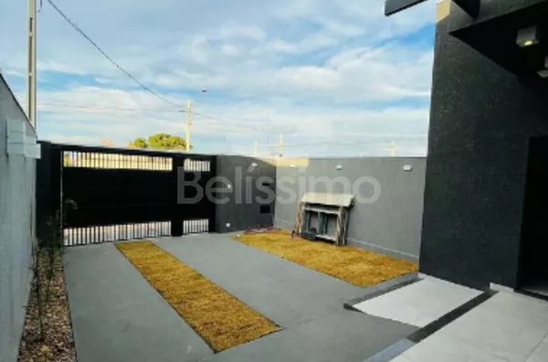 Belíssima casa no bairro Mais Parque. Casa contendo: 03 quartos, sendo uma suíte, 02 banheiros, cozinha gourmet, sala de TV, 03 jardins de inverno, lavabo, lavanderia coberta e garagem para 02 carros. 