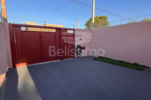 Casa para venda 2 quarto(s) - sala, cozinha, banheiro social, garagem coberta e garagem para 2 carros.