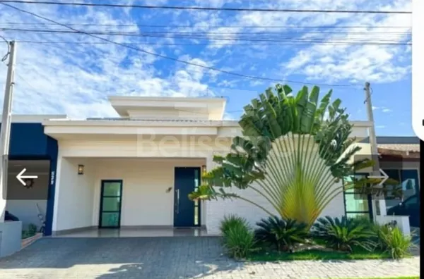 Linda Casa no condomínio Costa Leste, Casa com 03(três) quartos com planejados, sendo uma suíte, 01(uma) sala com pé direito alto, com planejados e com acabamento sanca de gesso, 01 (uma) cozinha com planejados, 01 (uma) área de serviço coberta, 03 (três)