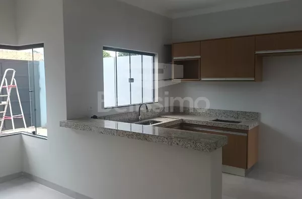Linda casa no Bairro Jardim Progresso, com boa localização! 
