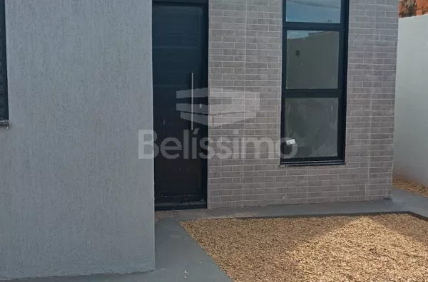 Ótima oportunidade no bairro Bela Vista. Casa de 02 (Dois) Quartos sendo 01 (Uma) suíte, 02(Dois) Banheiros, 01(uma) Sala,01 (uma) Cozinha, 01 (uma) Área de serviço coberta, Garagem para 2 carros.